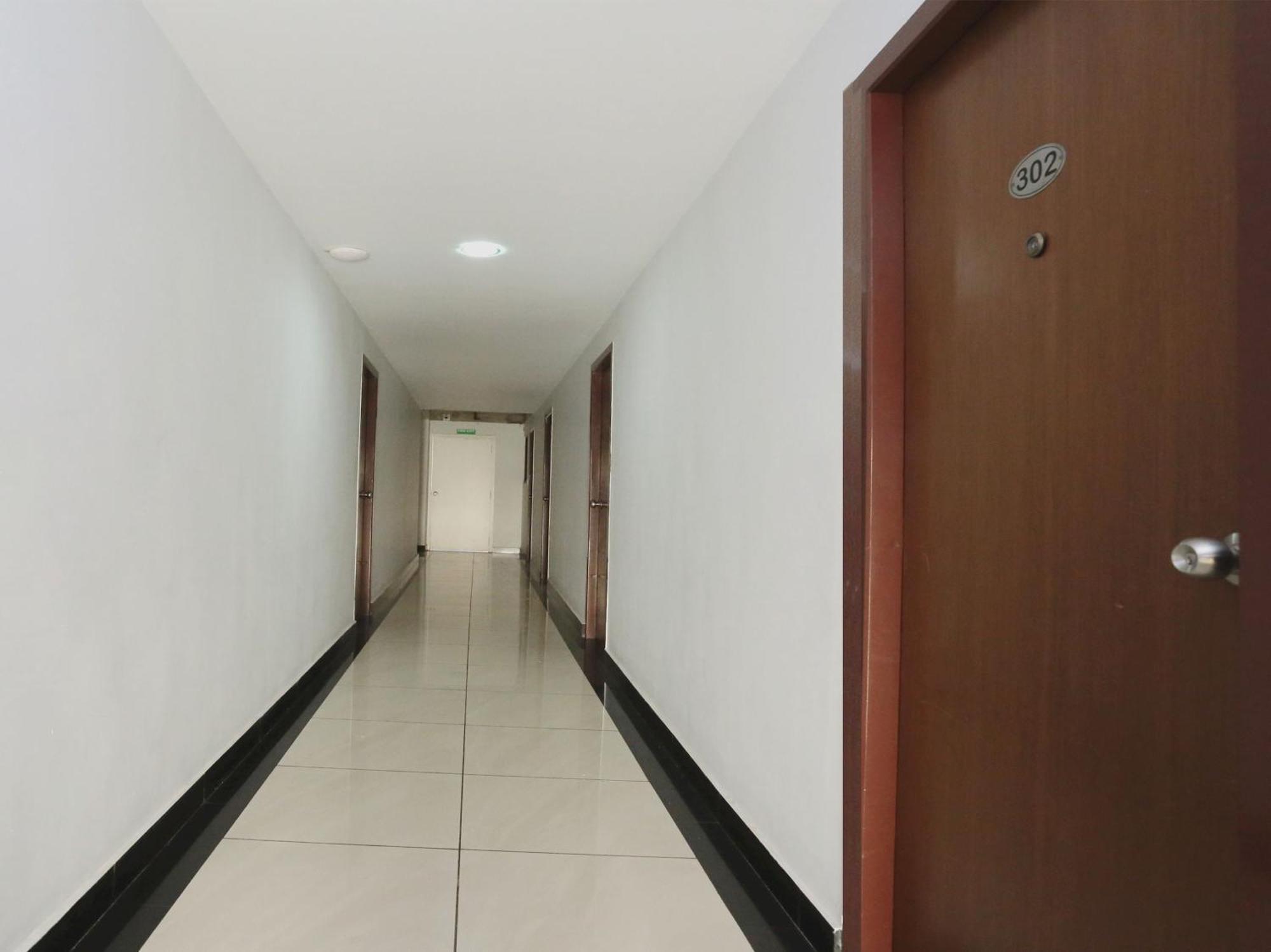 Super Townhouse Malabar Illam Hotel Kochi Екстериор снимка