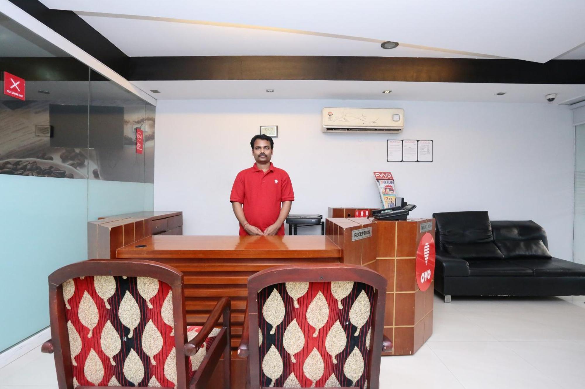 Super Townhouse Malabar Illam Hotel Kochi Екстериор снимка